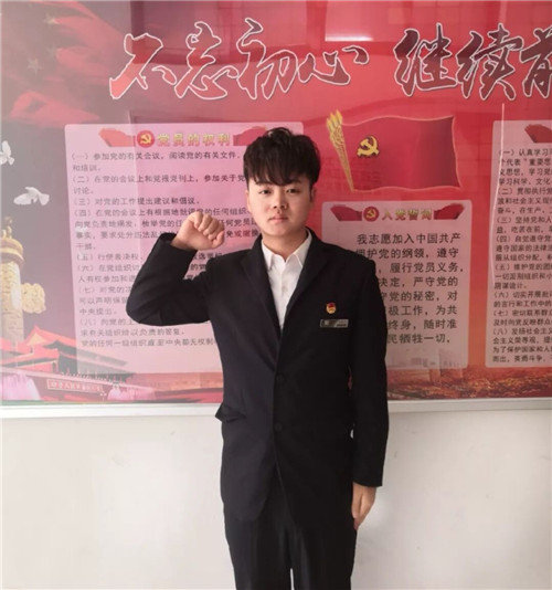 生活照.jpg 生活照.jpg